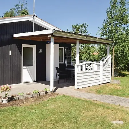 Three-bedroom Holiday In *
